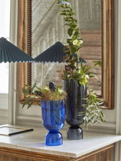 HAY Vase Bottoms Up, Modèle S, Bleu électrique -Ménagers Décoration Soldes Boutique Bottoms Up Vase S eclectic blue Bottoms Up Vase L navy blue Matin Table Lamp green shade