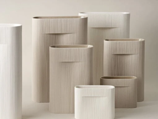 Muuto Vase Ridge, 16,5 cm, Beige -Ménagers Décoration Soldes Boutique Ridge vase beige off white concept muuto org